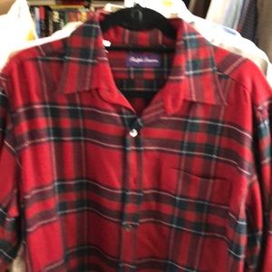 Men’s flannel shirt